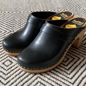 Swedish Hasbeens, black, slip in classic clog, size 38